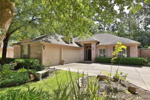 featured image of 126 S Castlegreen Cir