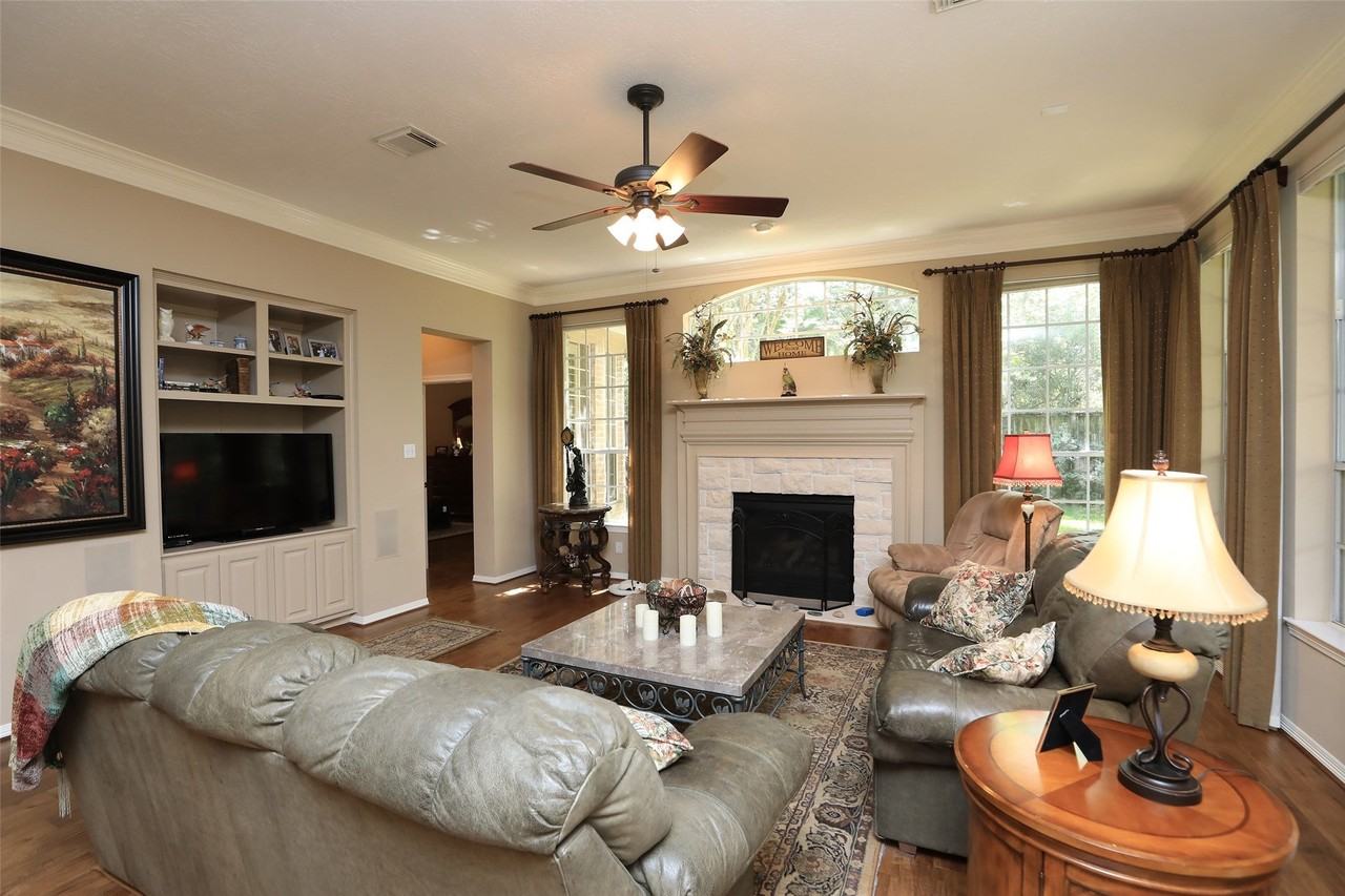 126 S Castlegreen Cir - Photo 7 of 45