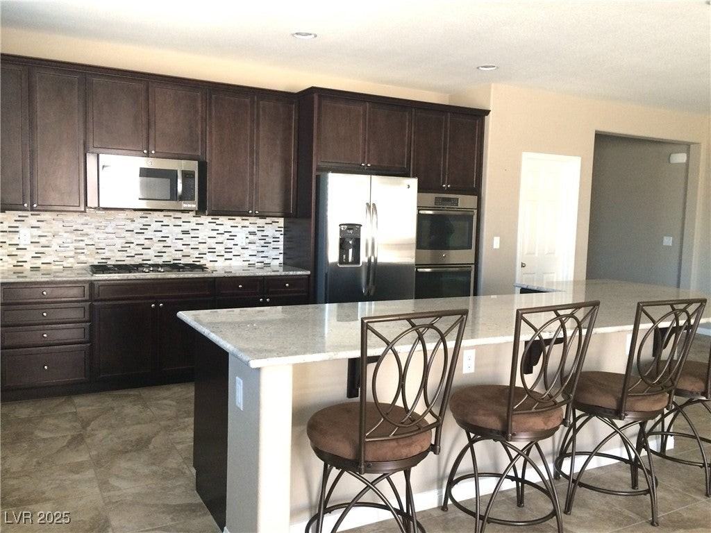 10322 Charlottsville Ct - Photo 5 of 18