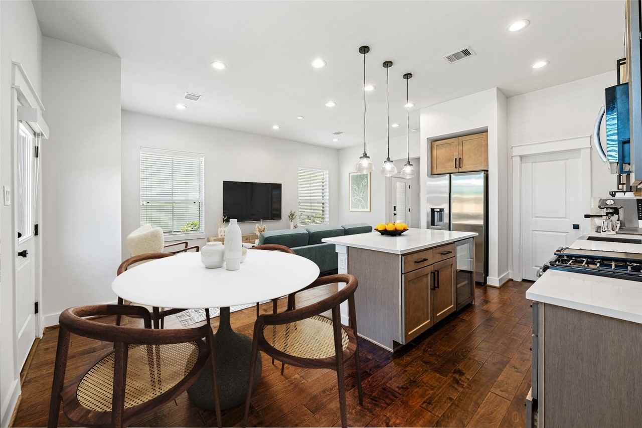 5422 Wheatley St - Photo 5 of 36