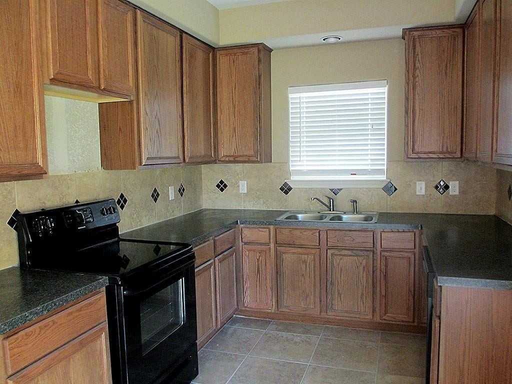 135 Southbend Court #A - Photo 6 of 15
