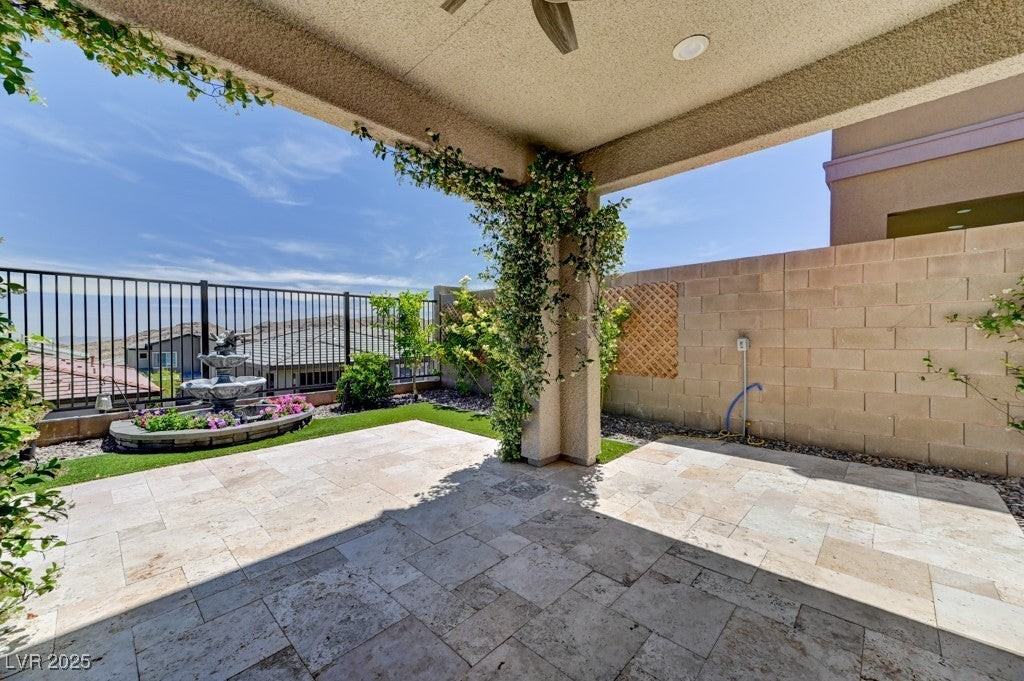 12393 Ferry Glide Ave - Photo 3 of 41