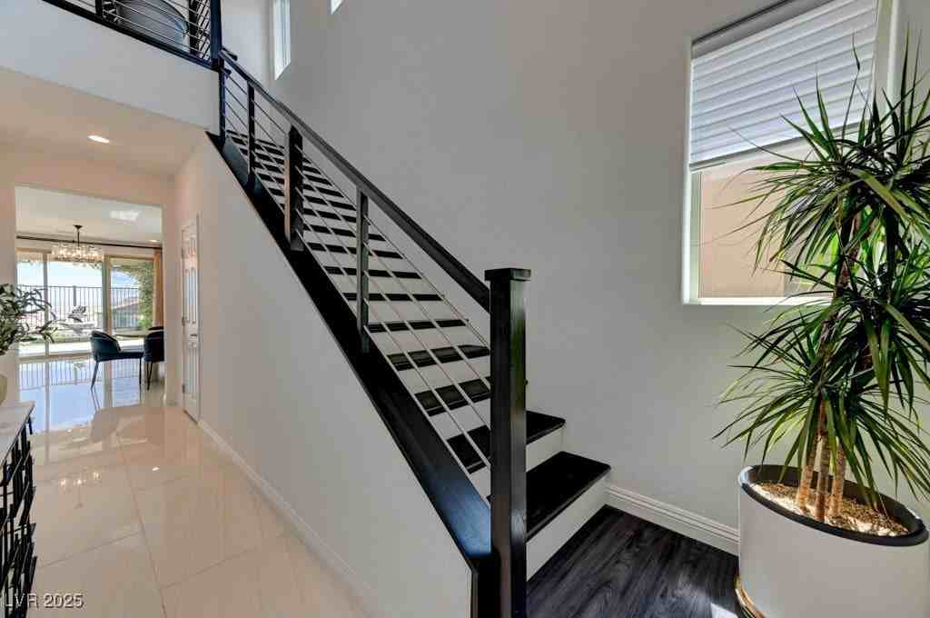 12393 Ferry Glide Ave - Photo 7 of 41