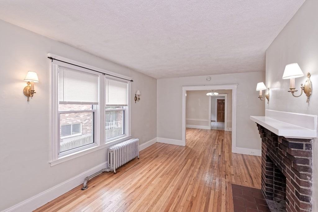 23 Saint James Ter ## 25 - Photo 6 of 34