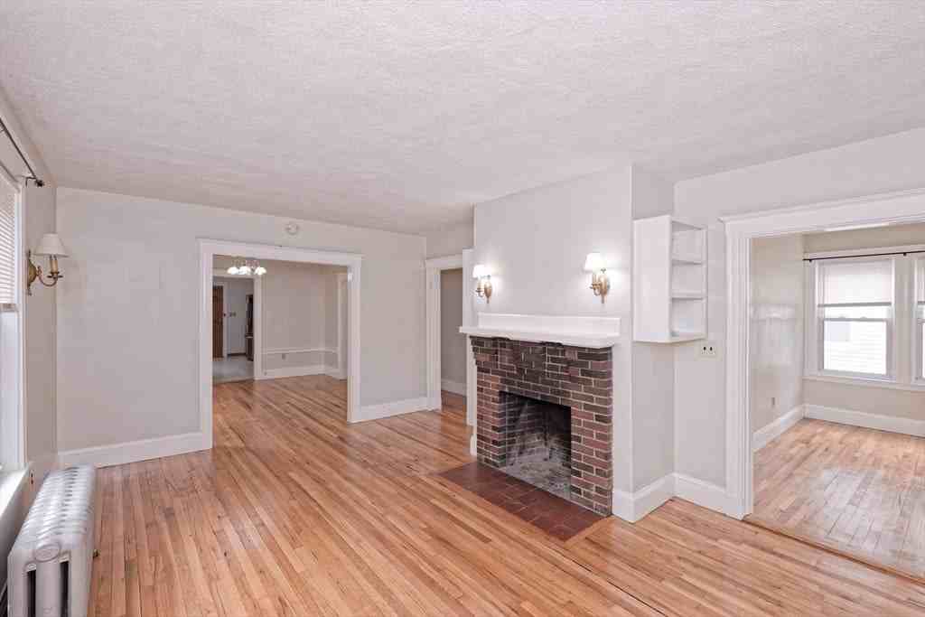 23 Saint James Ter ## 25 - Photo 7 of 34