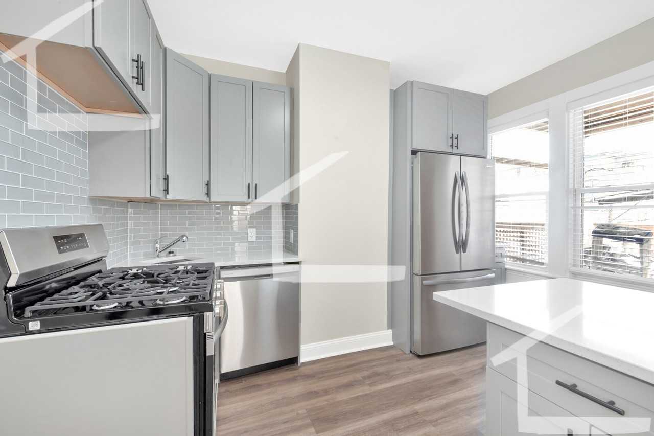 16-16.5 O St. #2 - Photo 2 of 18