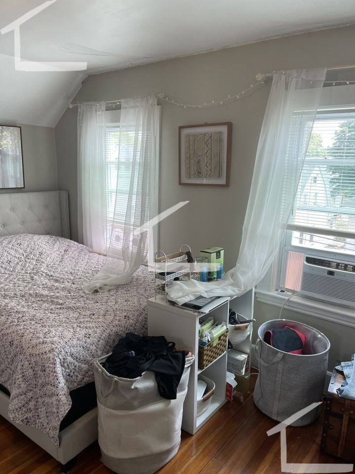 79 Bigelow St #2 - Photo 7 of 17