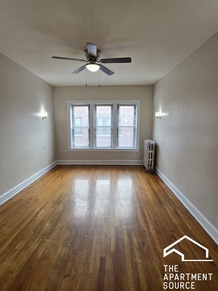 1370 W Estes Ave #3S