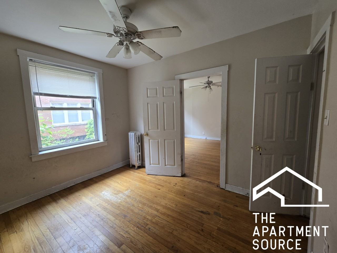 2346 W Touhy Ave #1E - Photo 2 of 8