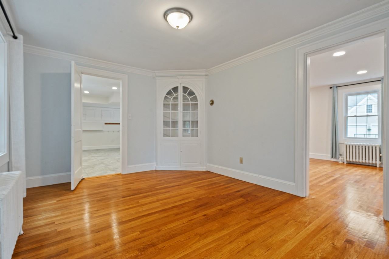 14 Gleason Rd #1 - Photo 4 of 16