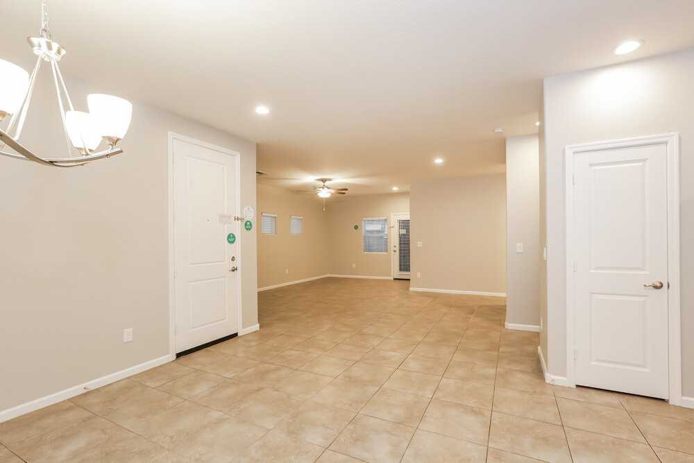 1822 W Minton St - Photo 4 of 17