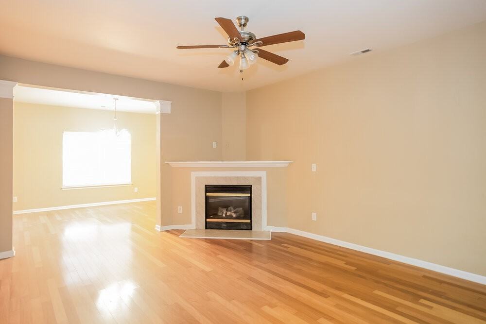 1530 Ladora Dr - Photo 7 of 16