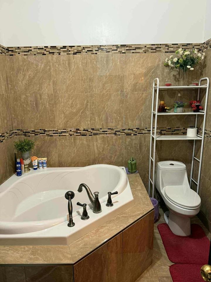 2154 Rue Sainte-Hélène #2154 - Photo 2 of 3