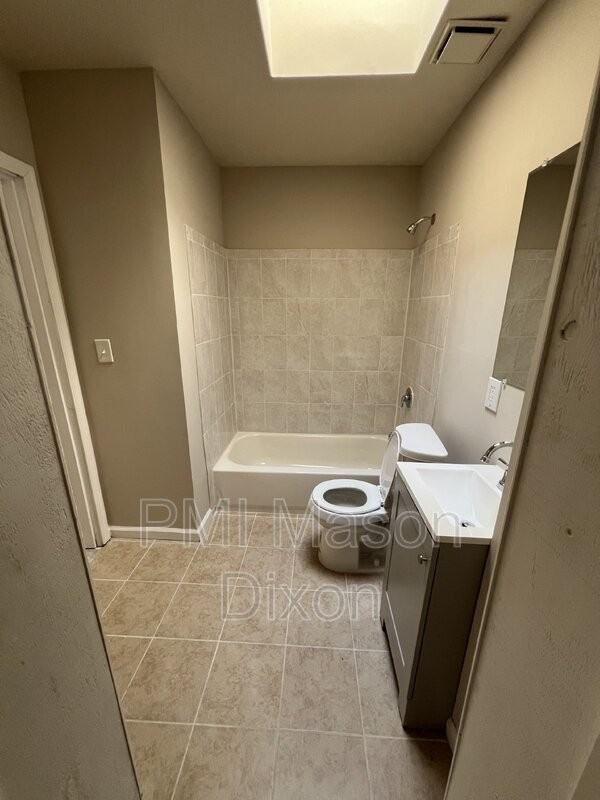 2426 Saint Paul Street #3F - Photo 5 of 6