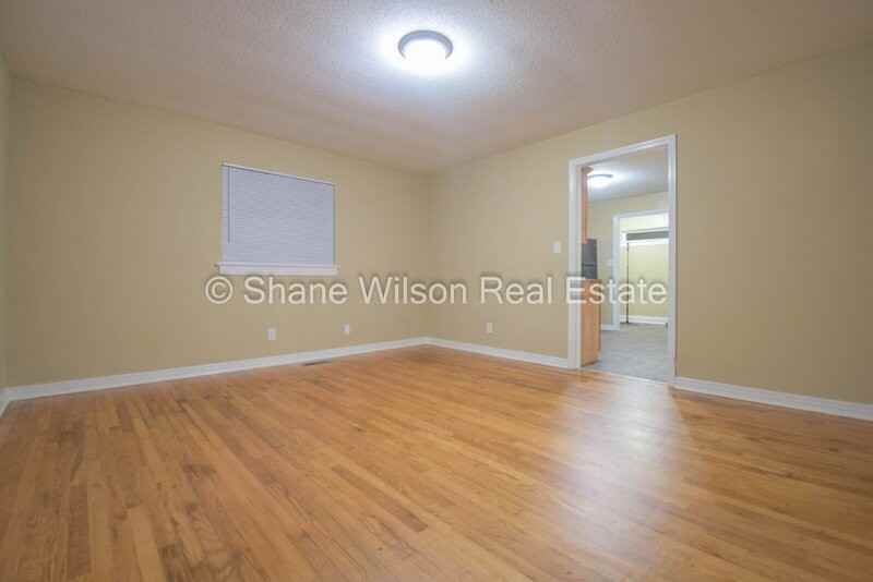 804 Henderson Ave - Photo 3 of 18