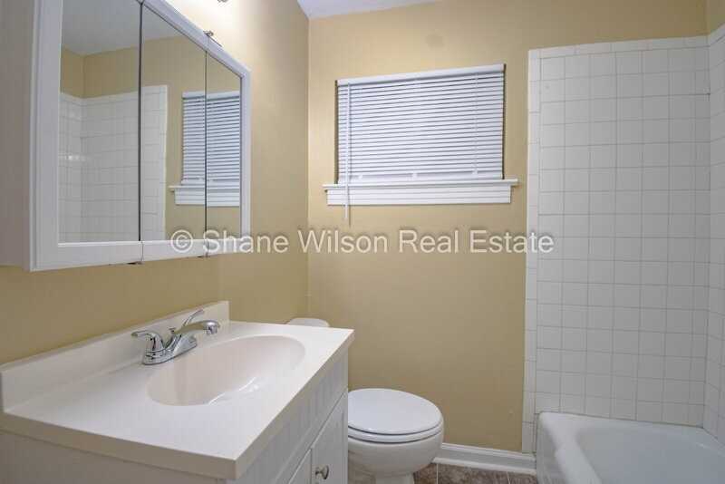 804 Henderson Ave - Photo 7 of 18