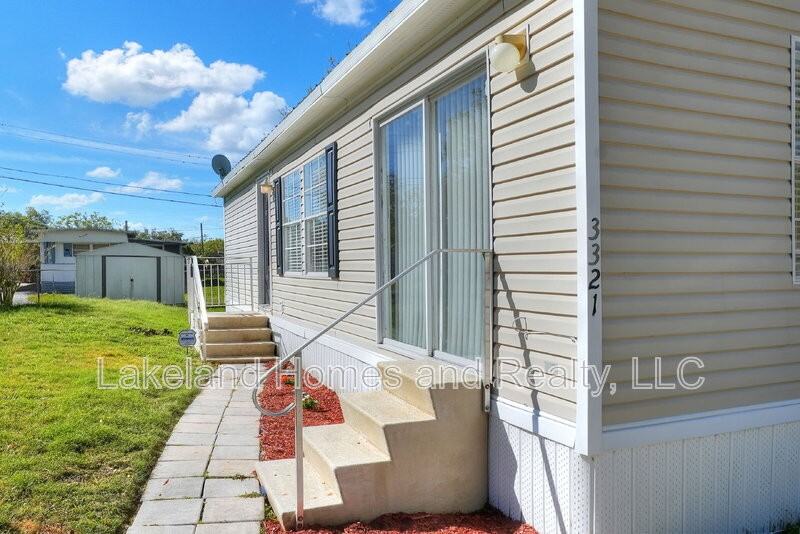 3321 Peachtree Hill Rd - Photo 5 of 31
