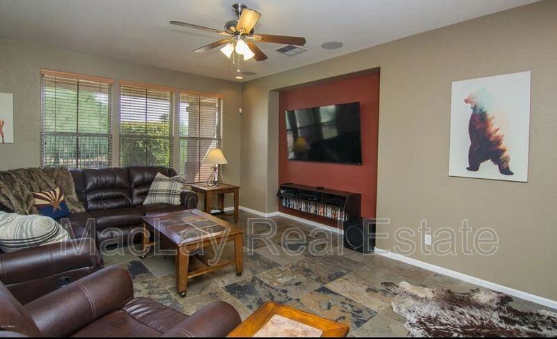 2290 N 135th Dr - Photo 5 of 21