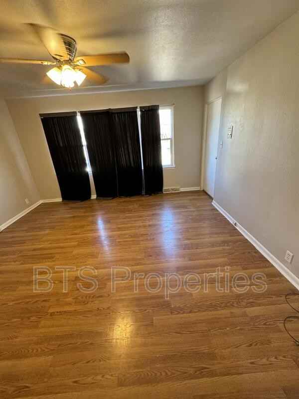 119 Vanburen Ct - Photo 4 of 10