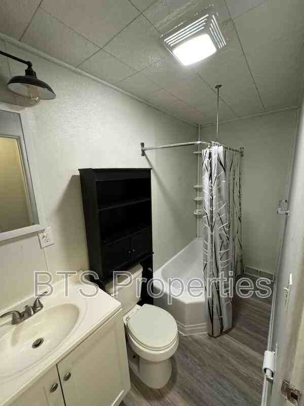 119 Vanburen Ct - Photo 5 of 10