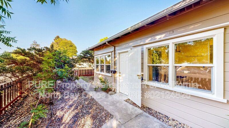 1430 Sonoma Ave - Photo 2 of 30