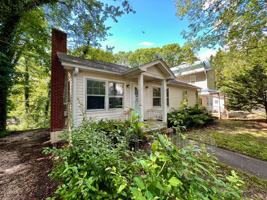 featured image of 29 Evergreen Ave