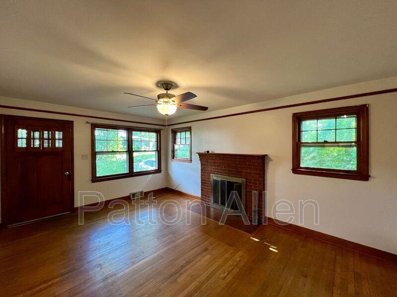 29 Evergreen Ave - Photo 2 of 28