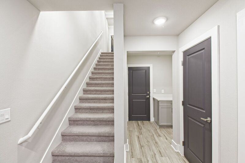 3313 Wynwood Dr - Photo 3 of 40