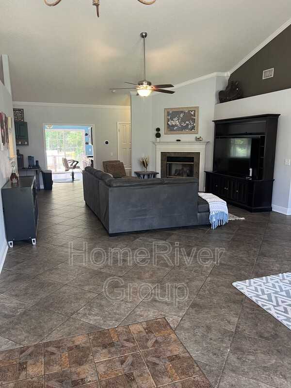 406 Swift Fox Run - Photo 3 of 35