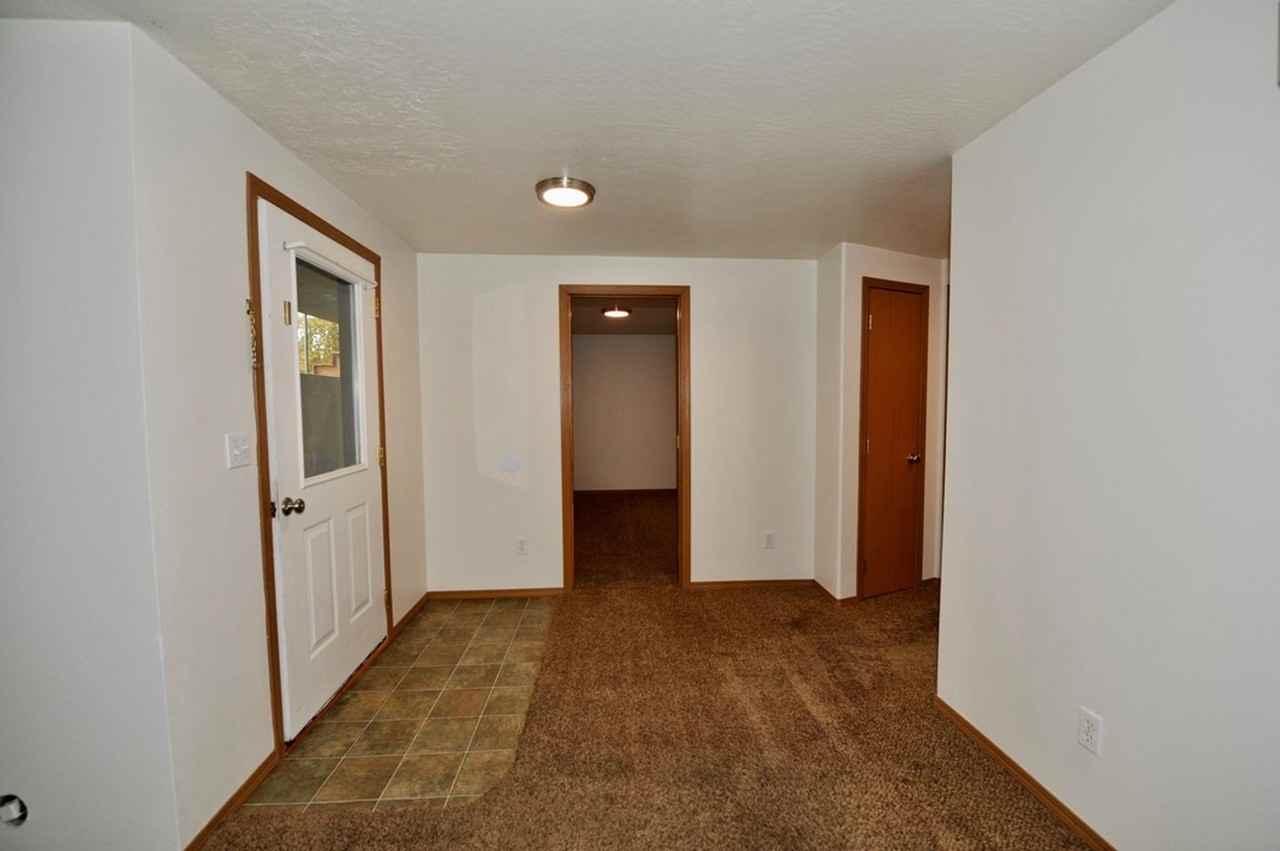 2008 N Catherine St #B - Photo 7 of 27