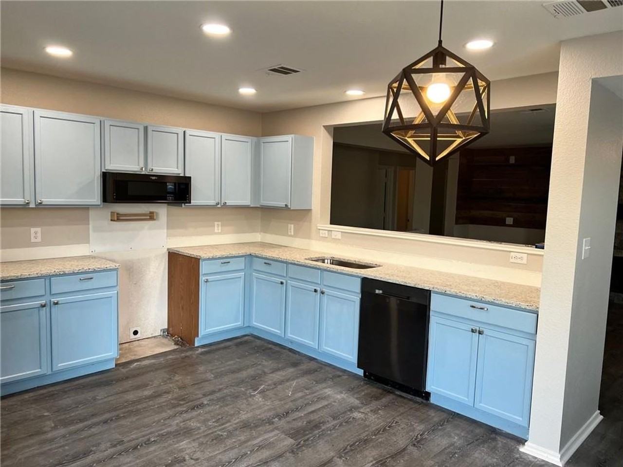3401 Nocona Cv - Photo 4 of 19