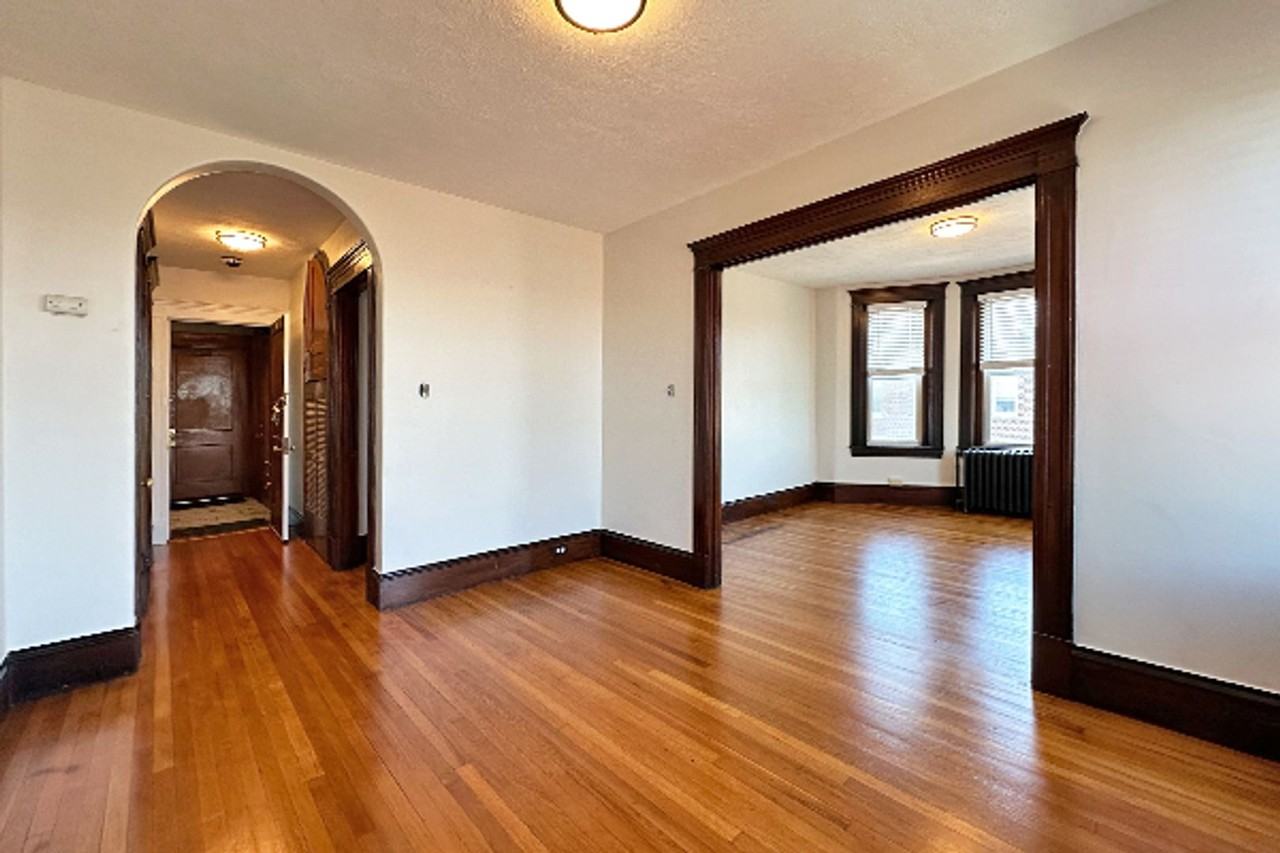 257 Washington St - Photo 4 of 12