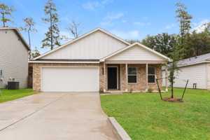 featured image of 15767 Del Norte Dr