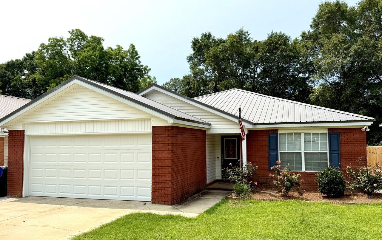 113 Watkins Dr #113WATKINS - Photo 2 of 3