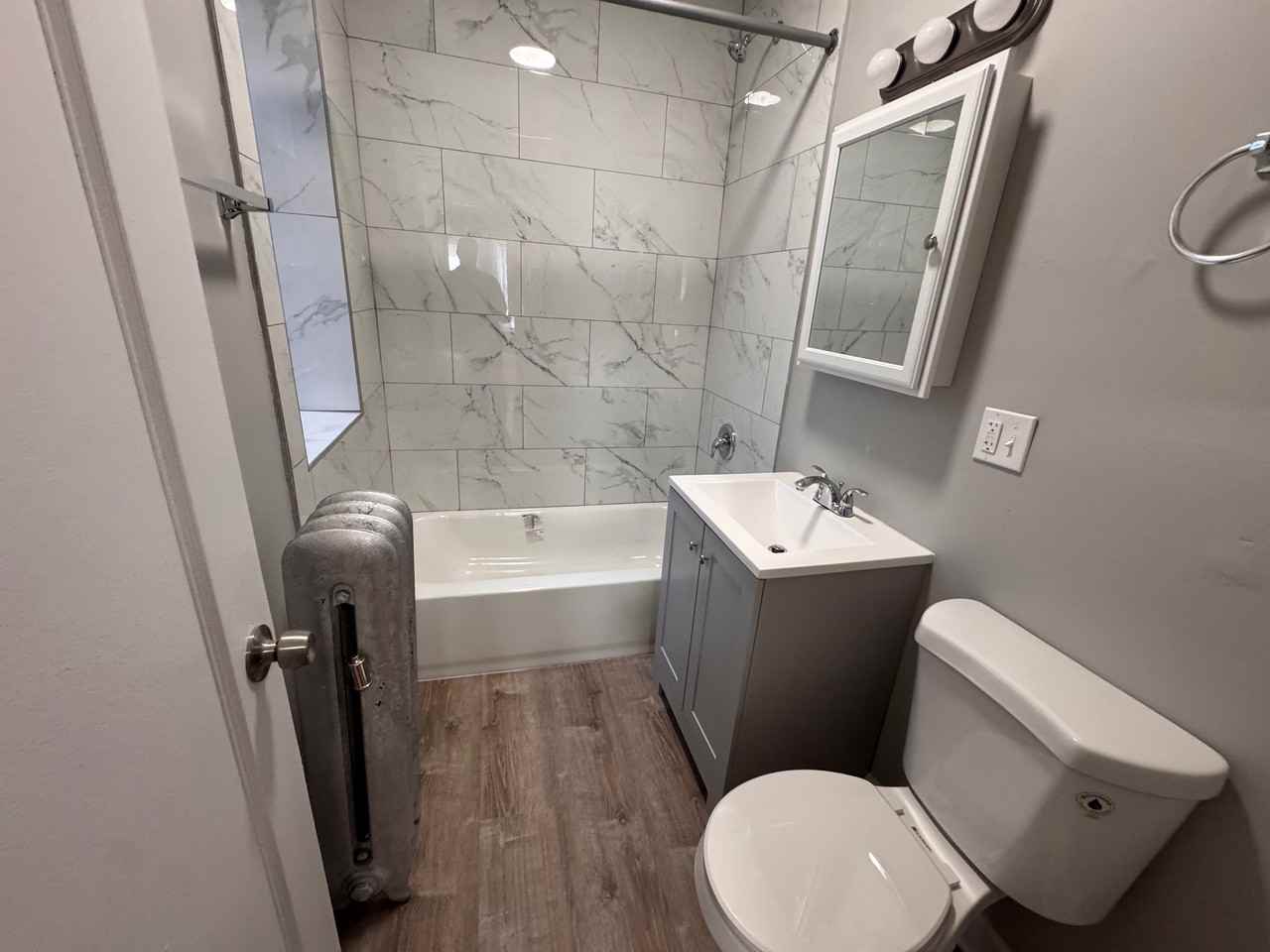 652-658 E 81St St - Photo 3 of 9