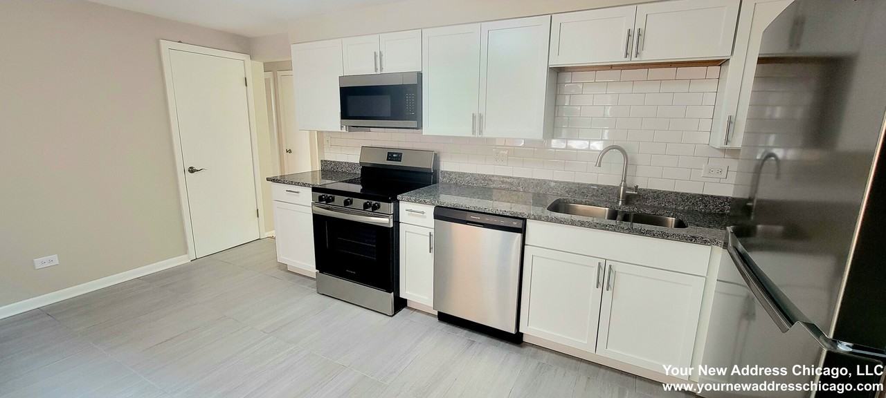 5210 N Reserve Ave #2E - Photo 4 of 14