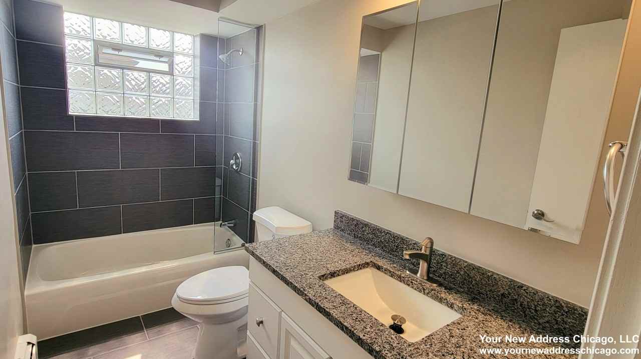 5210 N Reserve Ave #2E - Photo 6 of 14