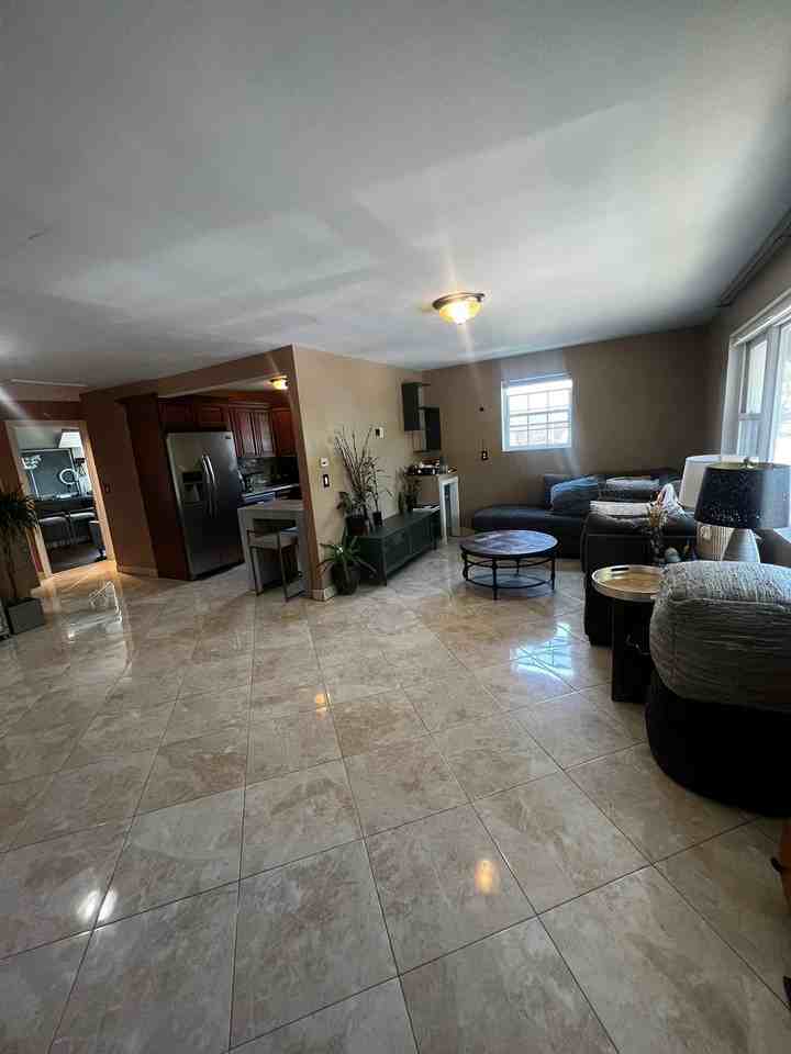 Spencer Dr - Photo 5 of 8