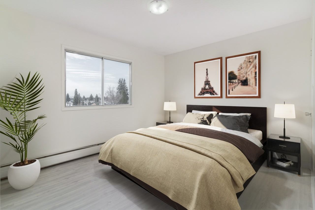 Pinetree Village - Photo 3 of 9