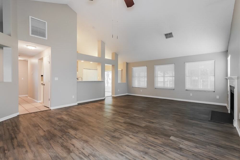 10201 Evening Trail Dr - Photo 3 of 16