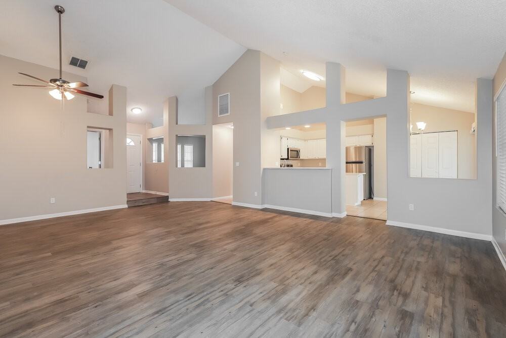 10201 Evening Trail Dr - Photo 4 of 16