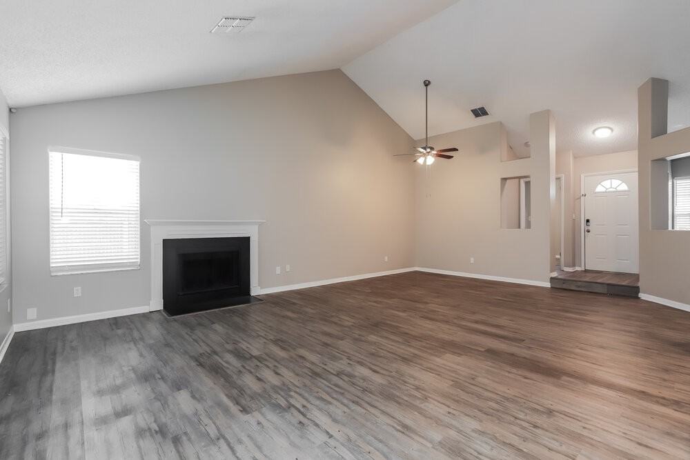10201 Evening Trail Dr - Photo 5 of 16