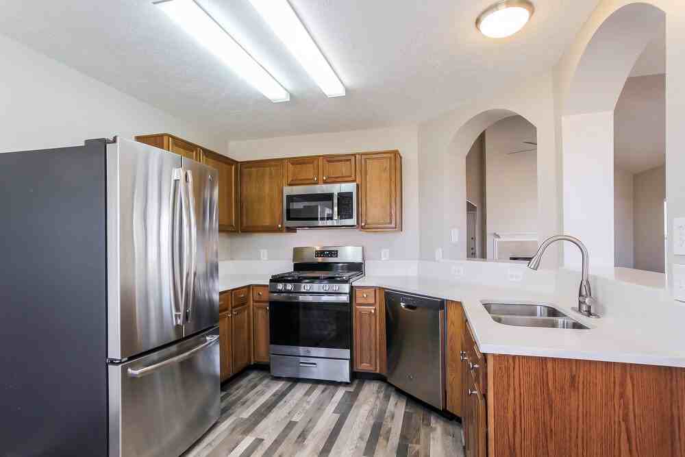 16315 Rockcreek Ln - Photo 7 of 17