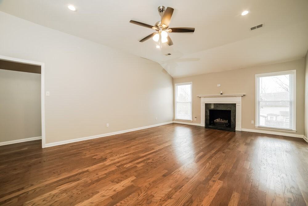 255 S Sanga Rd - Photo 3 of 16