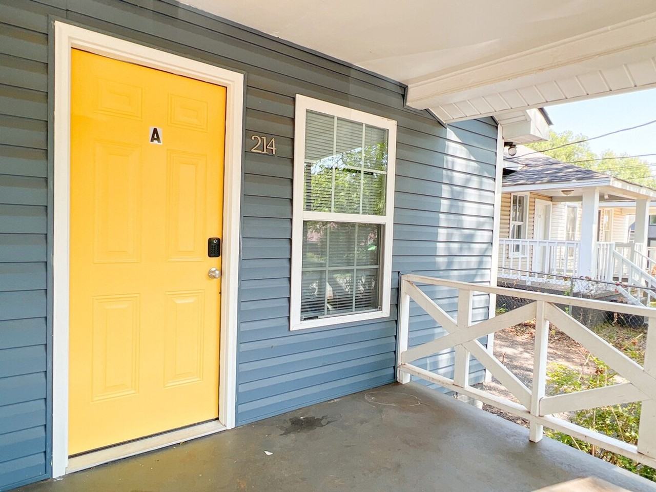 206 Tremont Ave #1234790P - Photo 4 of 15