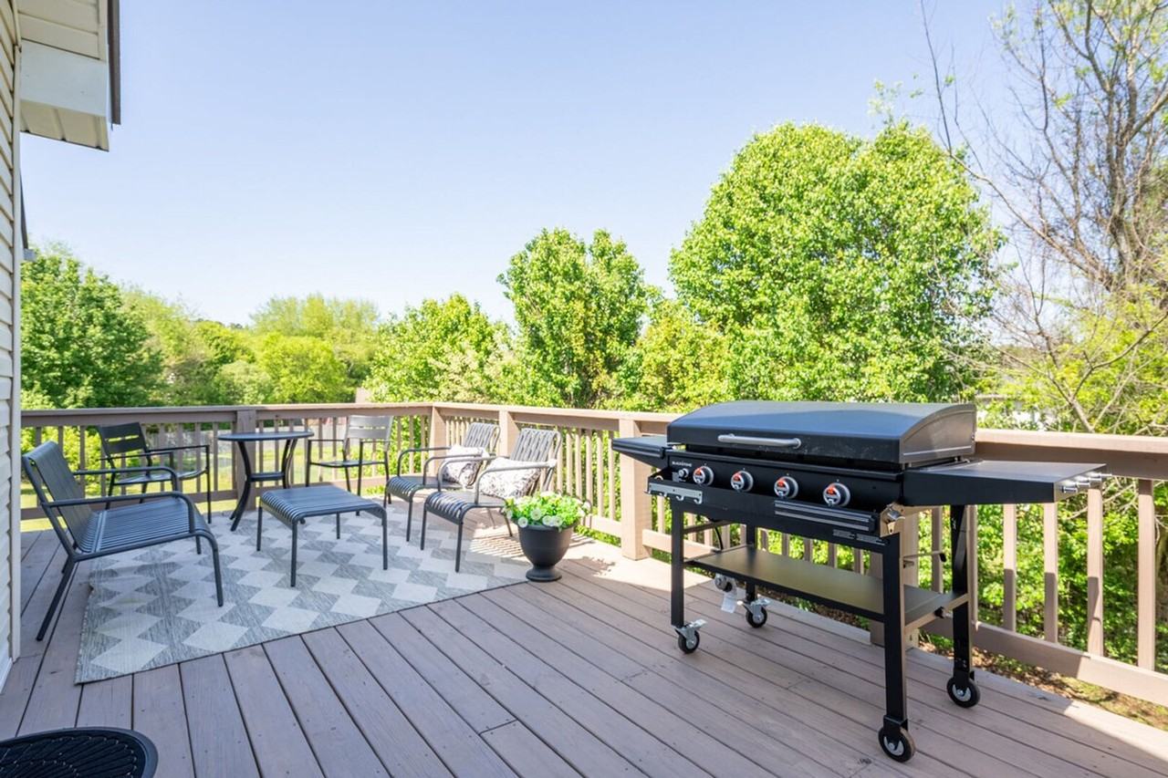 18 Huntcliff Dr #1234812P - Photo 4 of 38