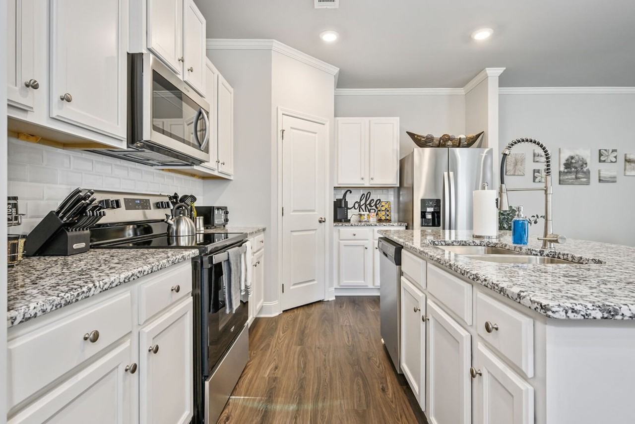 2059 Pinnacle Walk Dr #1234820P - Photo 6 of 50