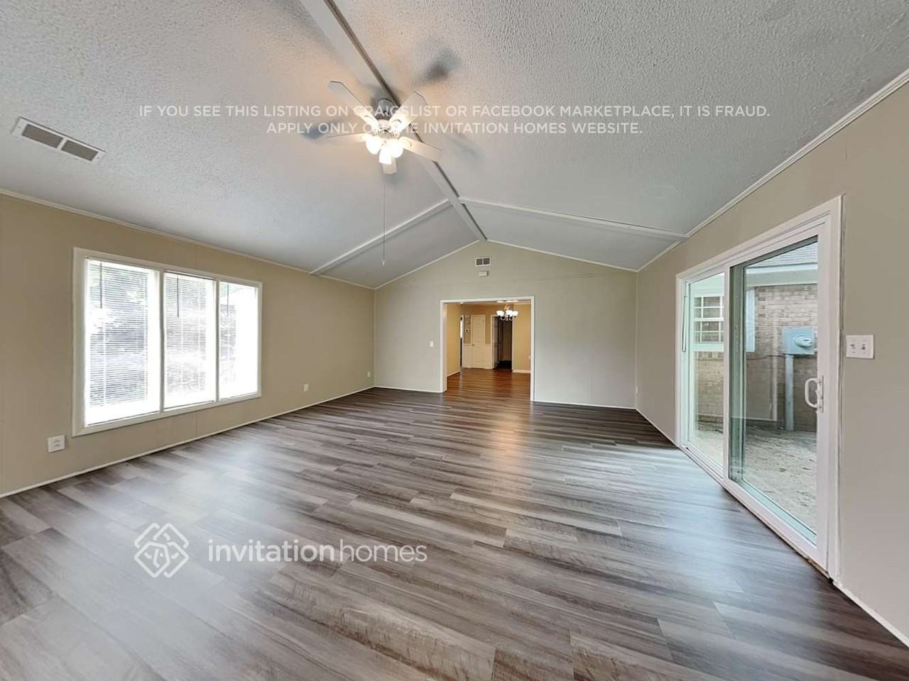 812 E John St - Photo 6 of 20