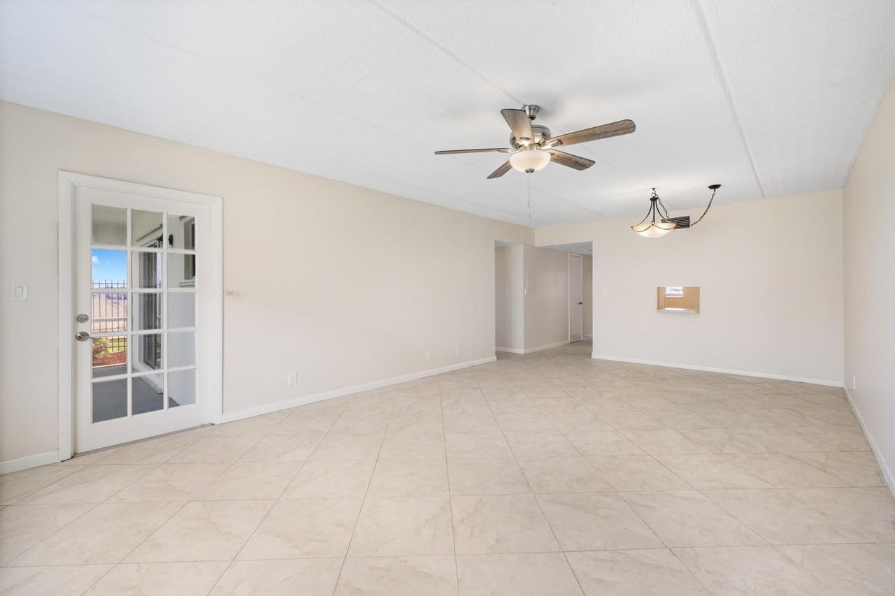 4500 North Flagler Drive #C6 - Photo 3 of 25