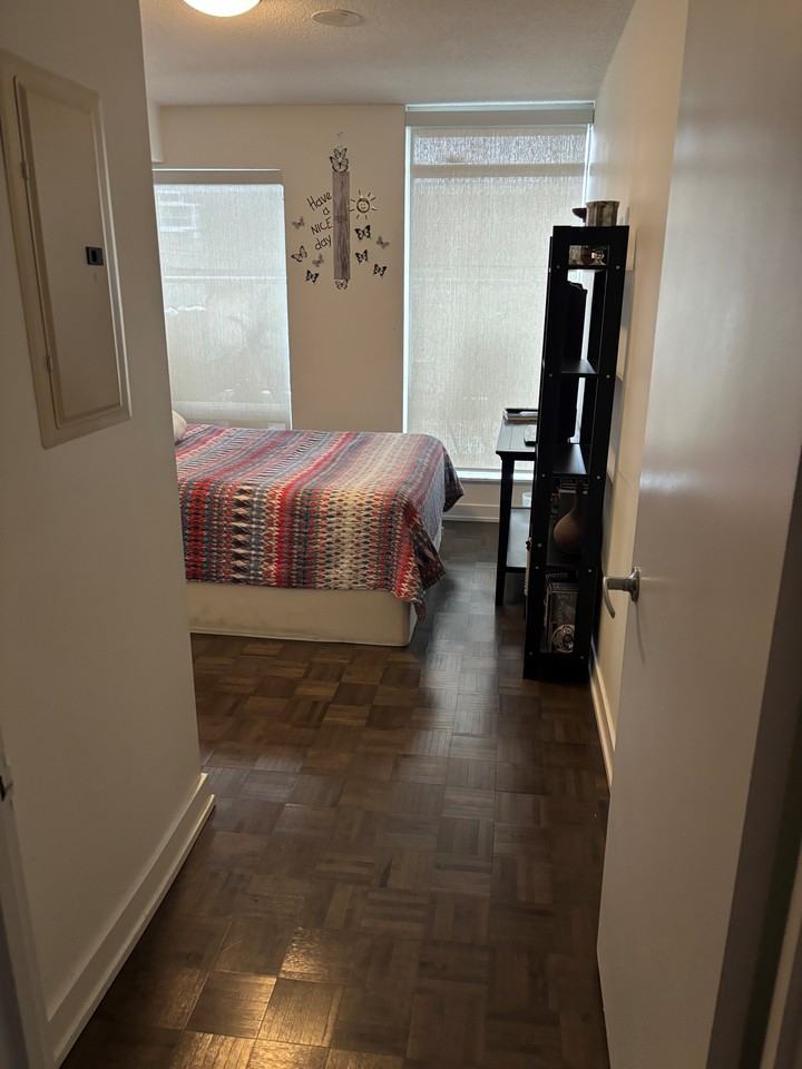 Bathurst St & Fort York Blvd #1 - Photo 3 of 4